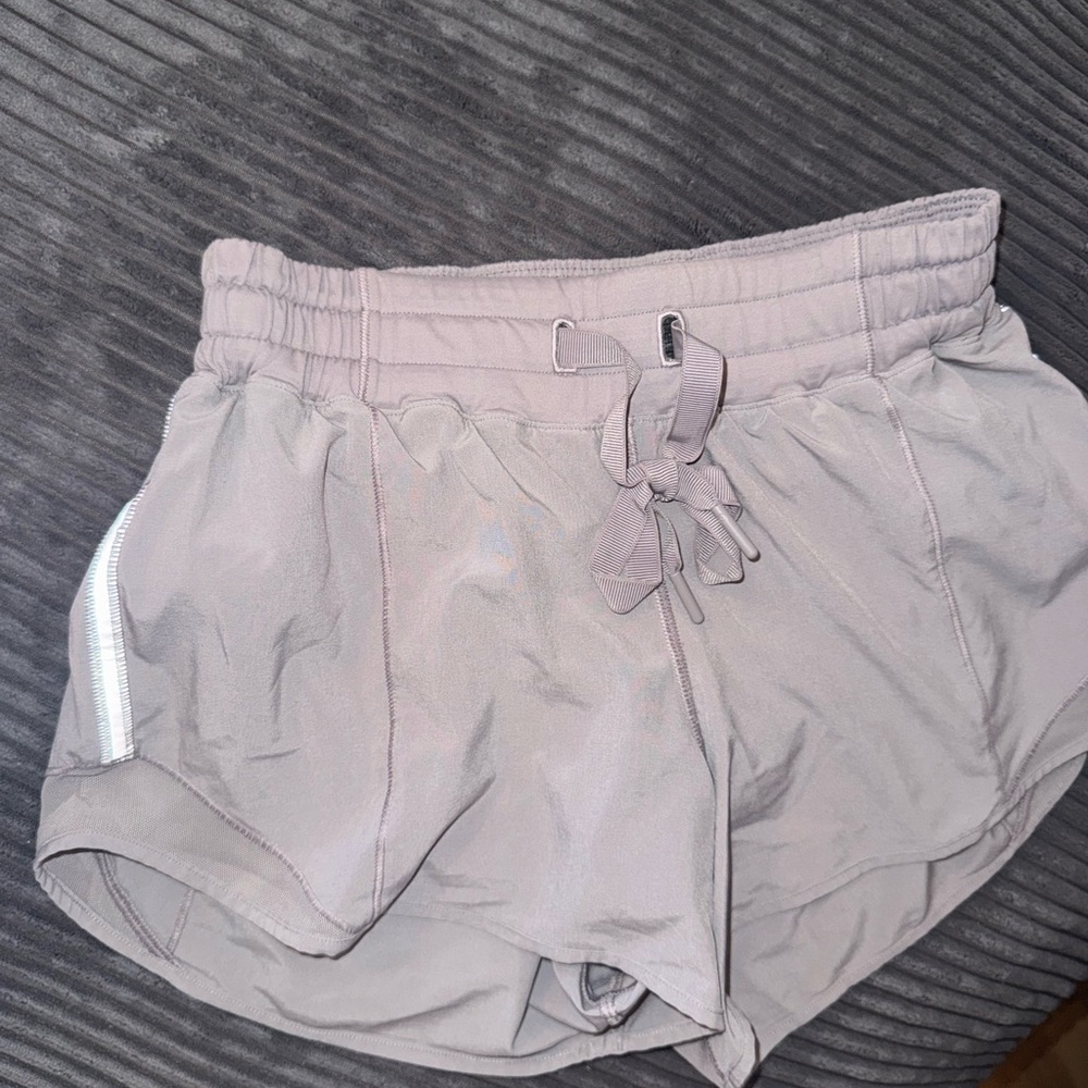 Hotty hot lululemon shorts